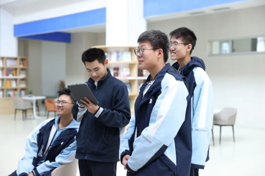 1774533857534089740.jpg 2.5.jpg