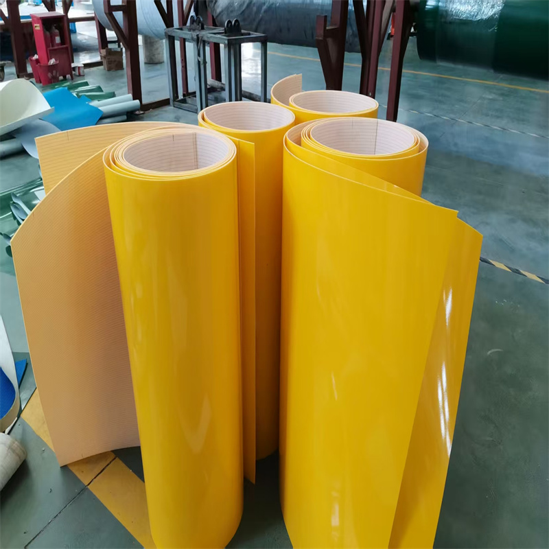 Customizable Labyrinth Seal Corrugated Sidewall Conveyor Bel