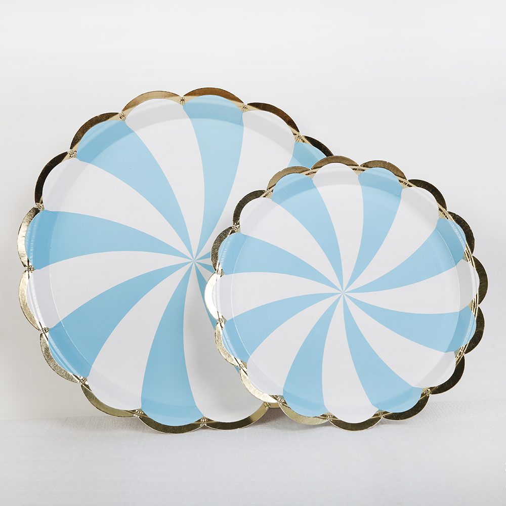 7 or 9 Inch Light Blue Flower Figure Disposable Dinner Plate