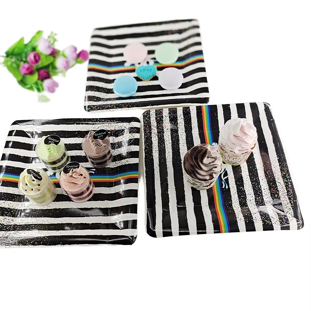 Wholesale New Design Disposable Square Plate Black and White